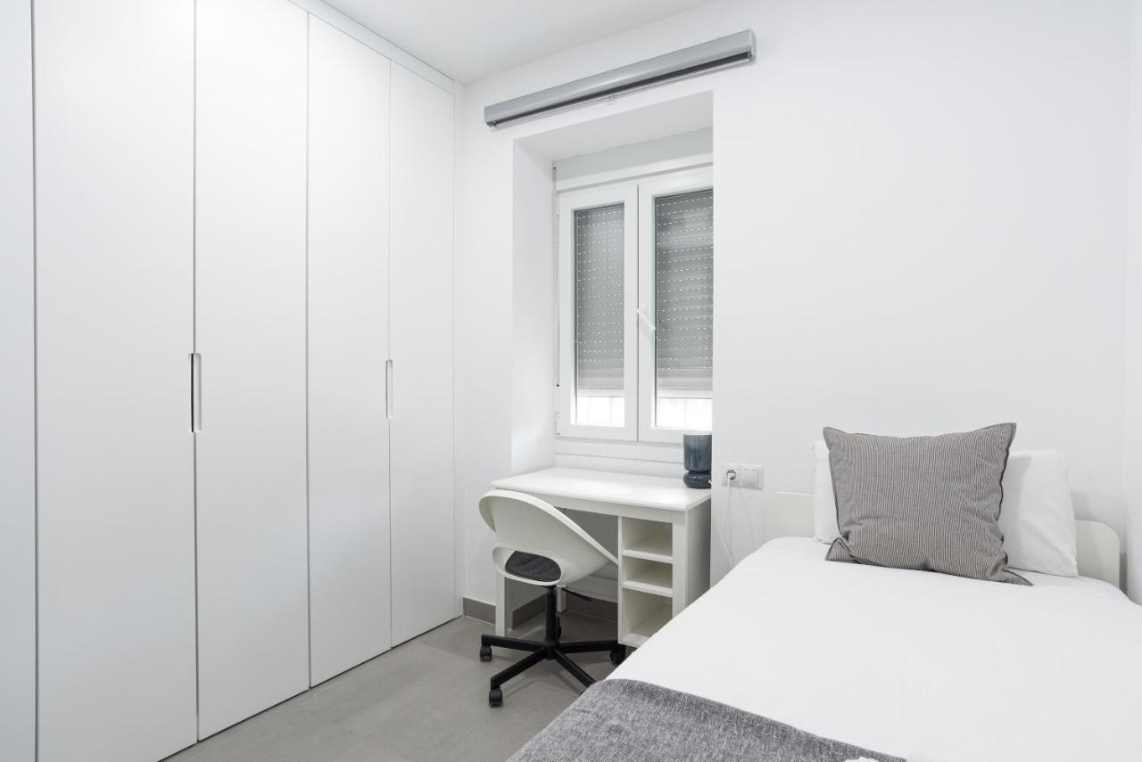Alferez III By Ele Apartments Malaga Exterior photo